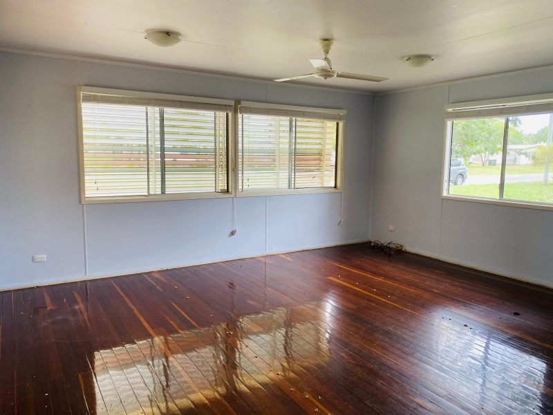 11 Singleton Street, Dysart QLD 4745