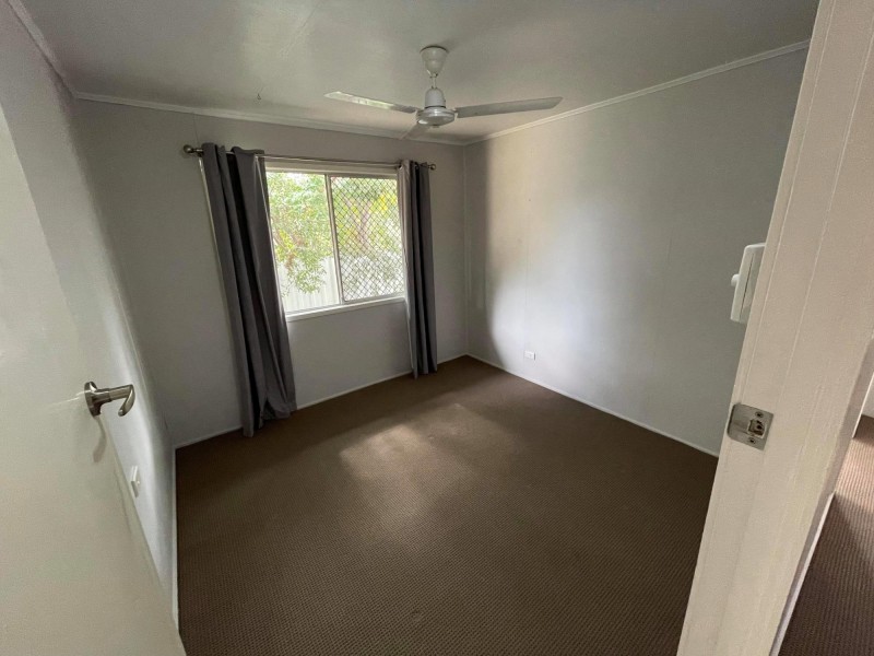 12 Singleton Street, Dysart QLD 4745