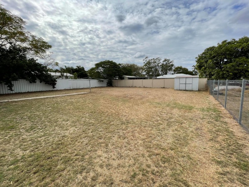 12 Singleton Street, Dysart QLD 4745