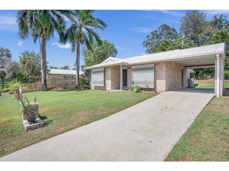 12 Broomdykes Drive, Beaconsfield QLD 4740