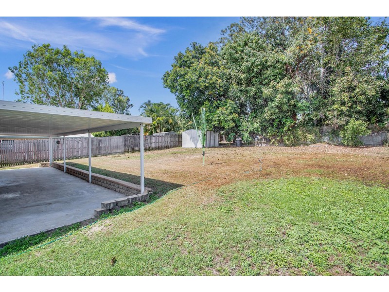 12 Broomdykes Drive, Beaconsfield QLD 4740