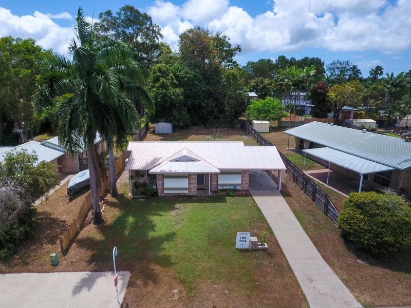 12 Broomdykes Drive, Beaconsfield QLD 4740