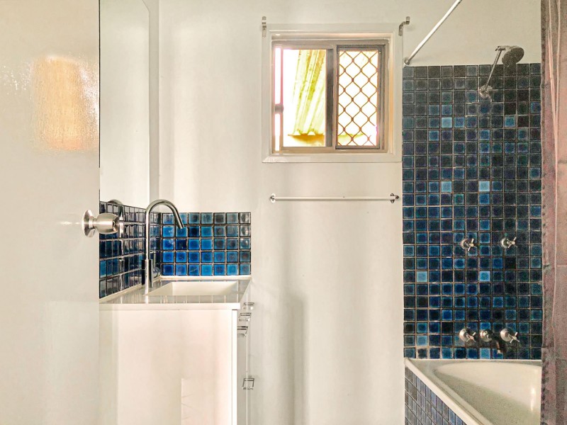 4 Doris Court, Andergrove QLD 4740