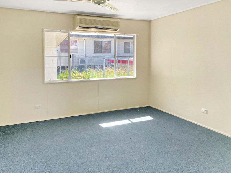 1 Mclennan Court, Dysart QLD 4745