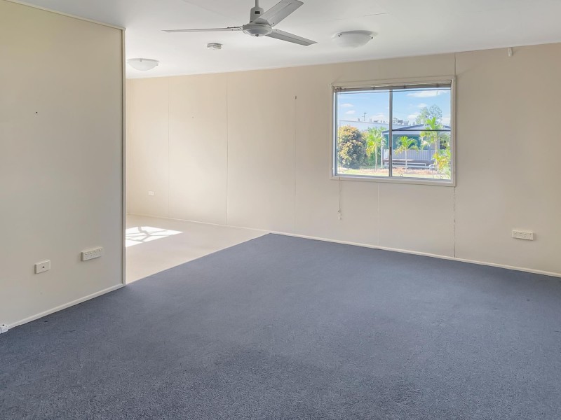 16 Yeates Crescent, Dysart QLD 4745