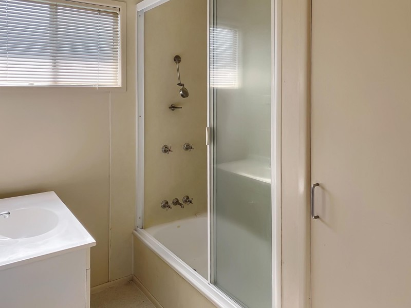 16 Yeates Crescent, Dysart QLD 4745