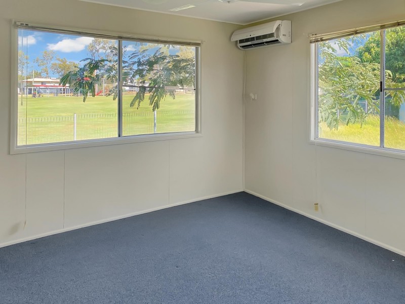 16 Yeates Crescent, Dysart QLD 4745