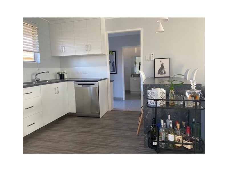 2/8 Stewart Street, Walkerston QLD 4751