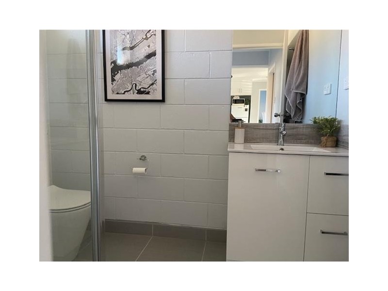 2/8 Stewart Street, Walkerston QLD 4751