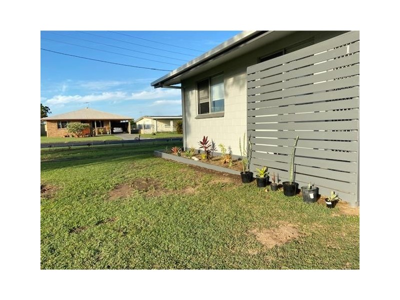 2/8 Stewart Street, Walkerston QLD 4751