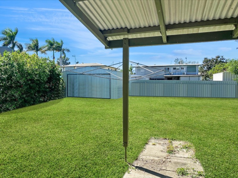 17 Donovan Crescent, Dysart QLD 4745