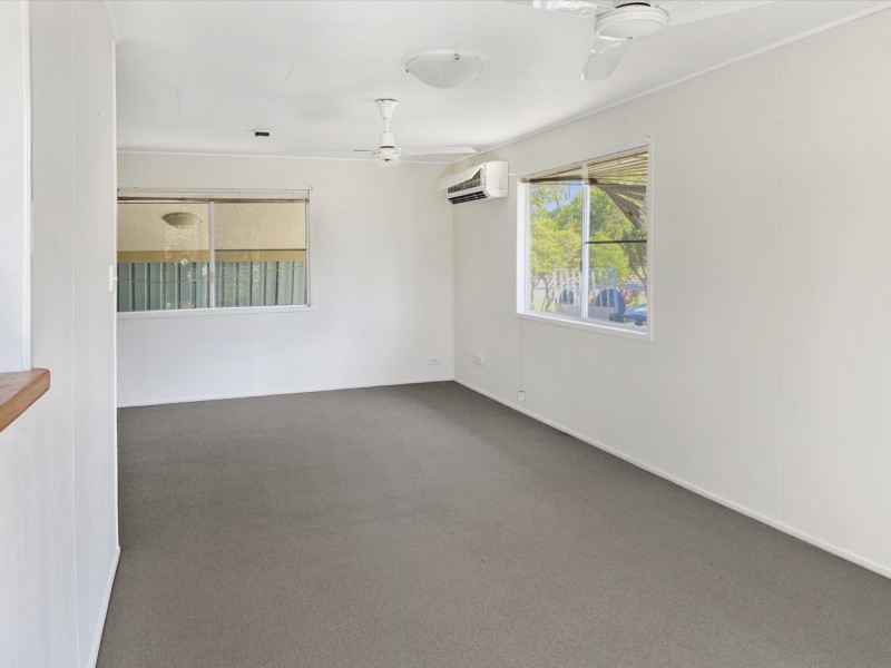 25 Menzies Street, Dysart QLD 4745