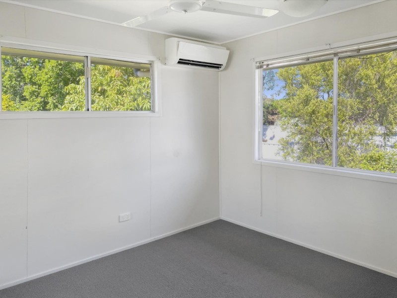 25 Menzies Street, Dysart QLD 4745