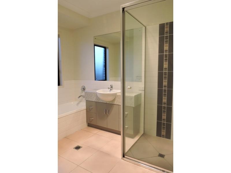 7 Lance Street, Bucasia QLD 4750