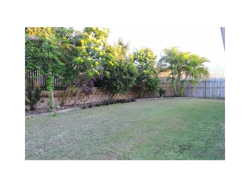 7 Lance Street, Bucasia QLD 4750