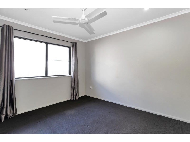 51 Makybe Diva Drive, Ooralea QLD 4740