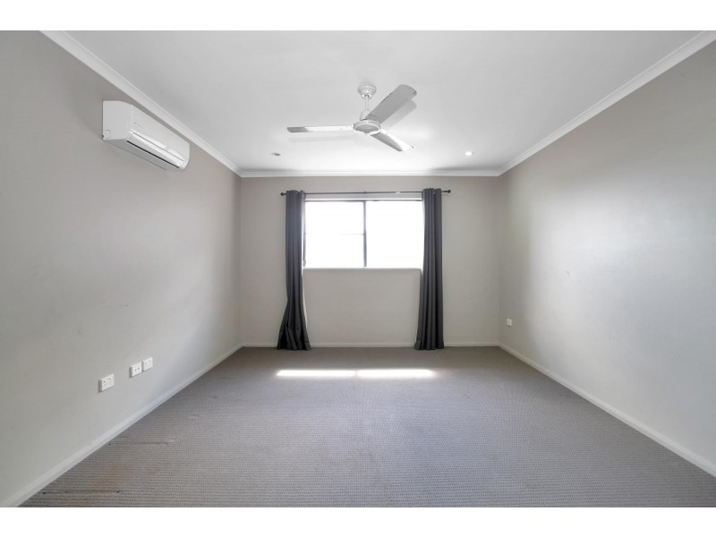 51 Makybe Diva Drive, Ooralea QLD 4740