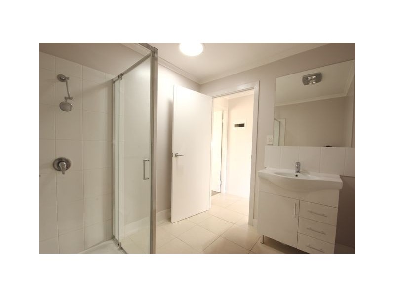 7/5 Atkinson Street, Middlemount QLD 4746