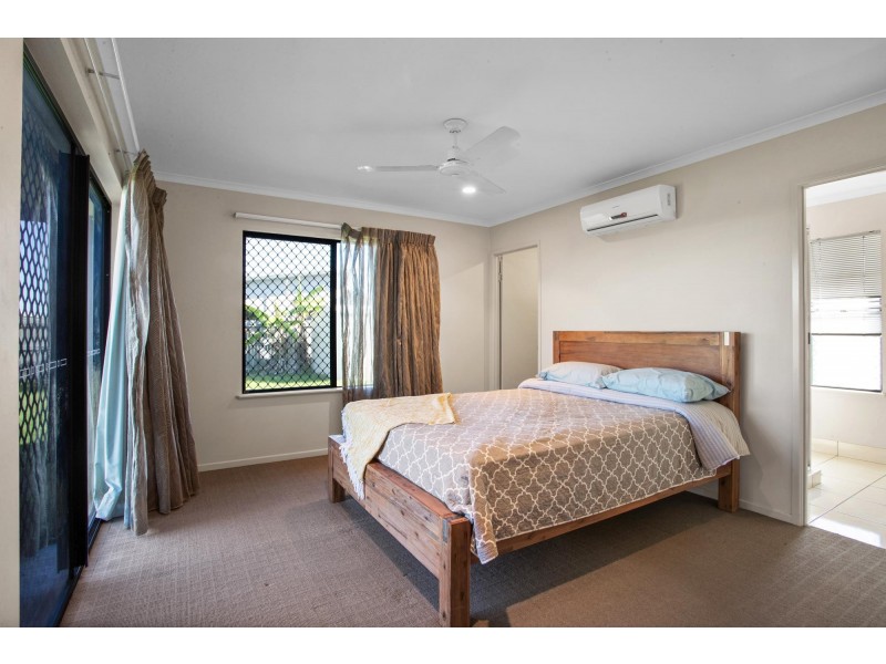 4 Pelorus Court, Ooralea QLD 4740