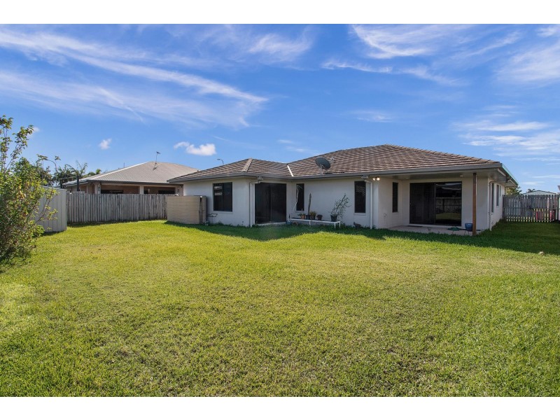 4 Pelorus Court, Ooralea QLD 4740