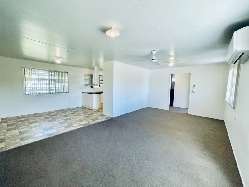 27 Barraclough Crescent, Moranbah QLD 4744