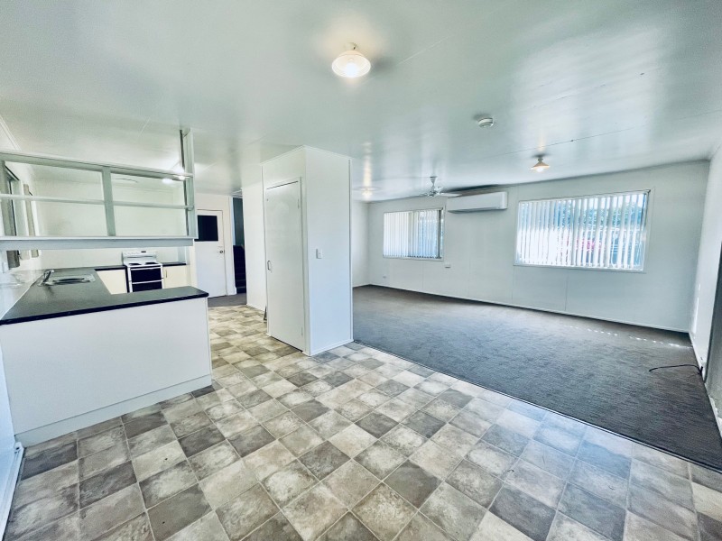 27 Barraclough Crescent, Moranbah QLD 4744