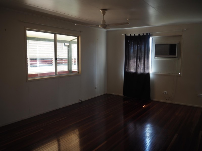 21 Garnham Dr, Dysart QLD 4745