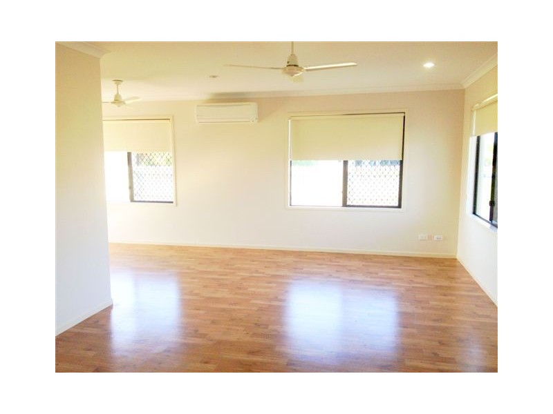 6 Companion Way, Bucasia QLD 4750