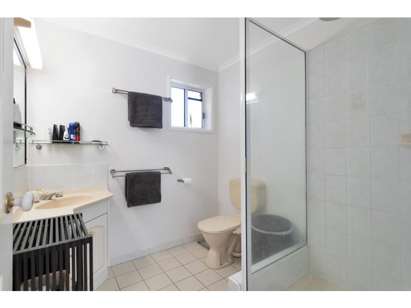 2 Antoney Lane, Sarina Beach QLD 4737