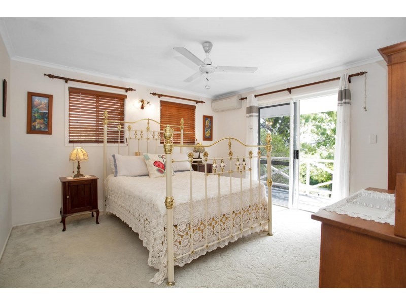 2 Antoney Lane, Sarina Beach QLD 4737