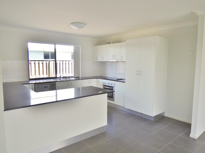 55 Newport, Blacks Beach QLD 4740