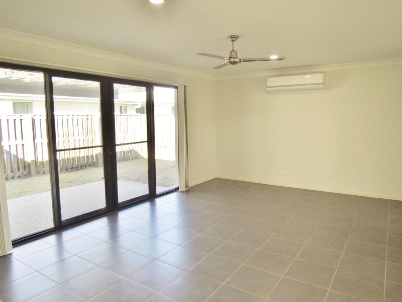55 Newport, Blacks Beach QLD 4740