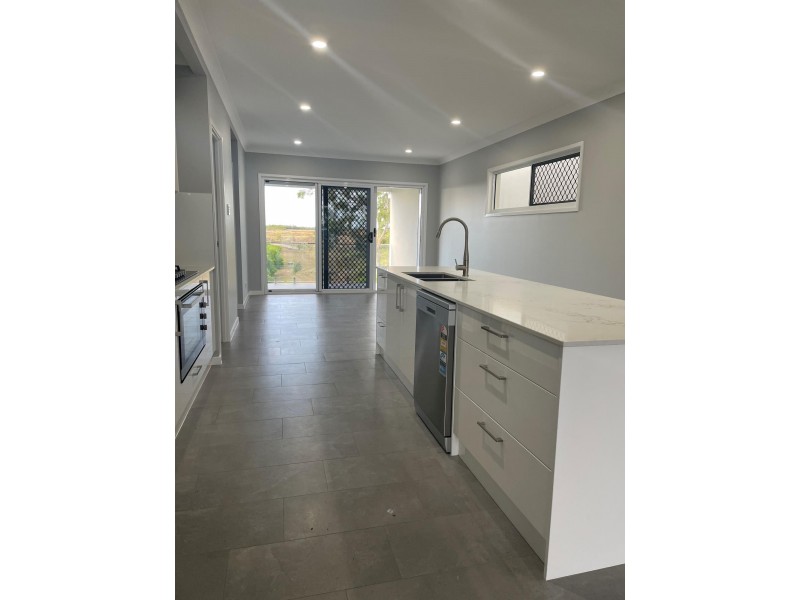 21 Willoughby Cresent, East Mackay QLD 4740