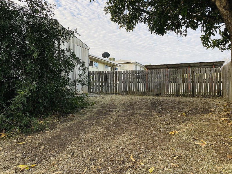 2 Hannan Drive, Moranbah QLD 4744