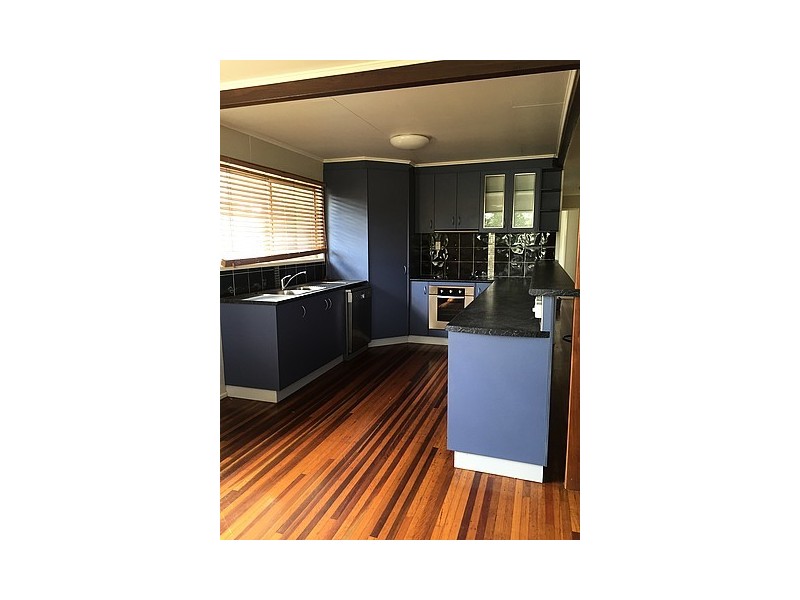 2 Hannan Drive, Moranbah QLD 4744