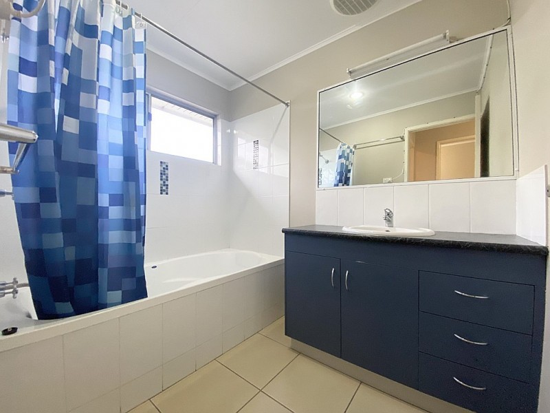 2 Hannan Drive, Moranbah QLD 4744