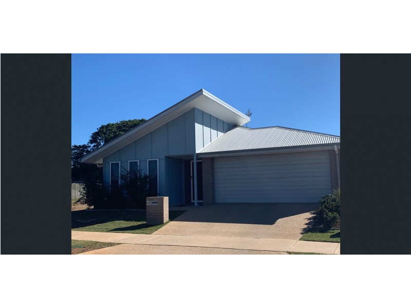 38 Bushlark Drive, Moranbah QLD 4744