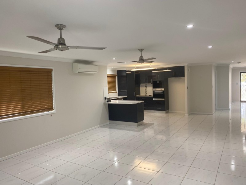 4 Kingfisher Street, Moranbah QLD 4744