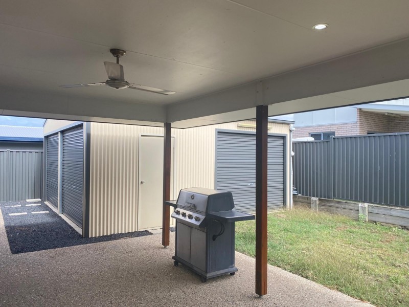 4 Kingfisher Street, Moranbah QLD 4744