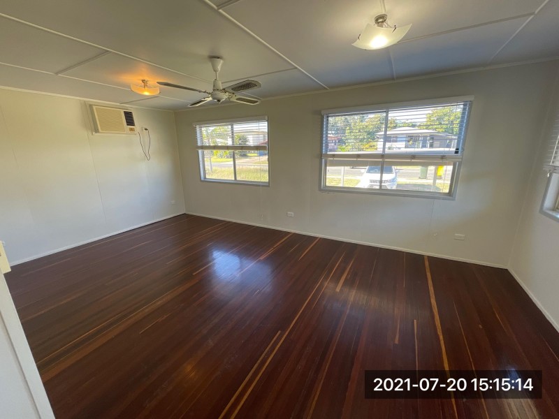 27 Bradman Street, Moranbah QLD 4744