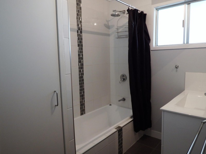 30 Middle Crescent, Dysart QLD 4745