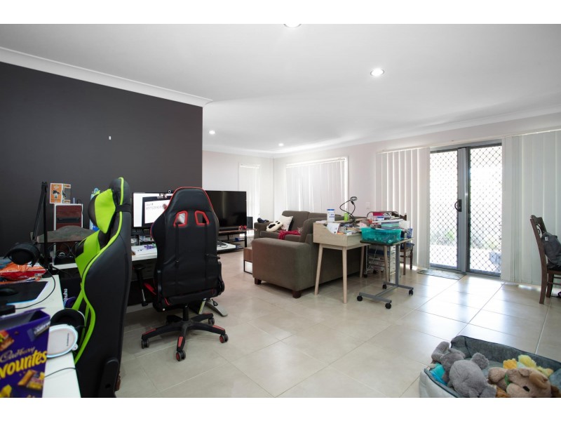 129 Whitehaven Drive, Blacks Beach QLD 4740