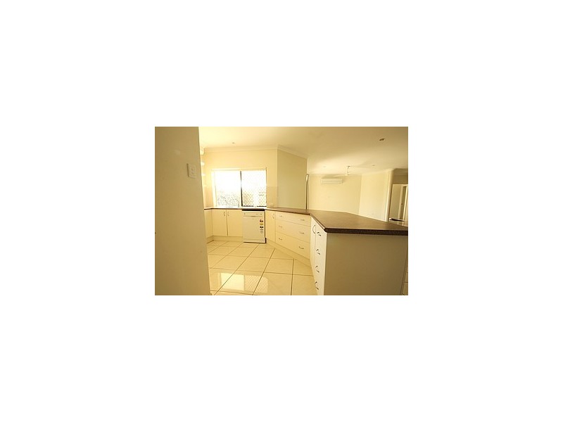 52 Spinnaker Way, Bucasia QLD 4750