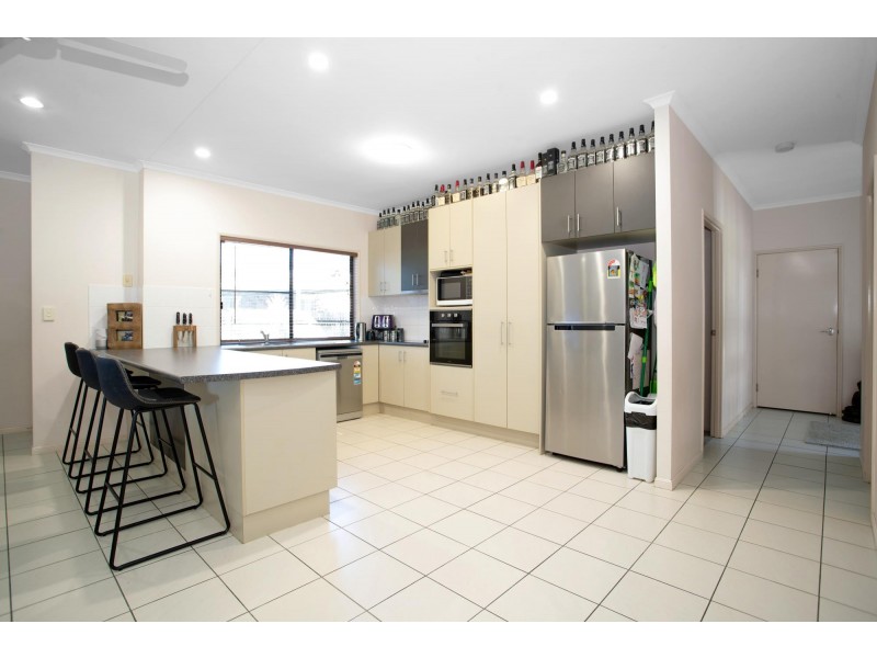 300 Bedford Road, Andergrove QLD 4740