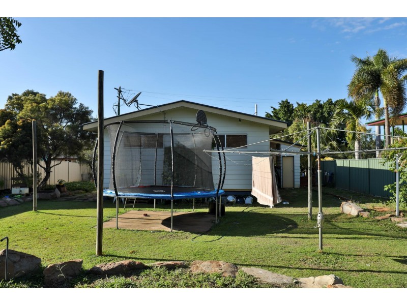 4 Sedgman Street, Moranbah QLD 4744