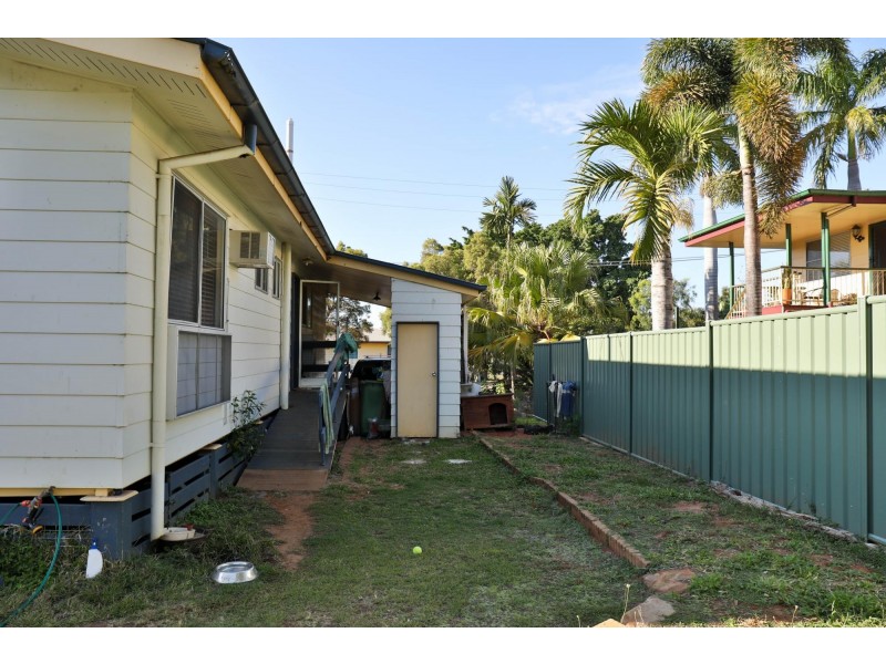 4 Sedgman Street, Moranbah QLD 4744