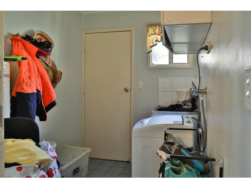 4 Sedgman Street, Moranbah QLD 4744