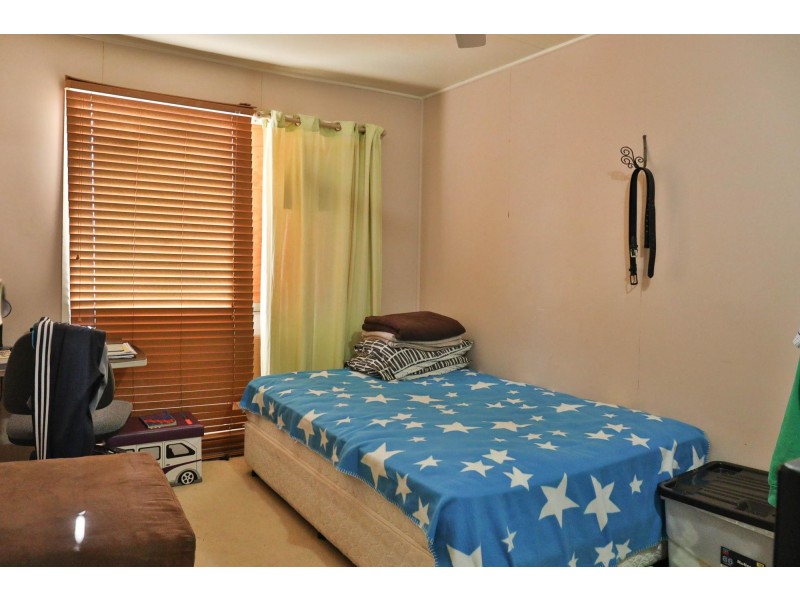 4 Sedgman Street, Moranbah QLD 4744