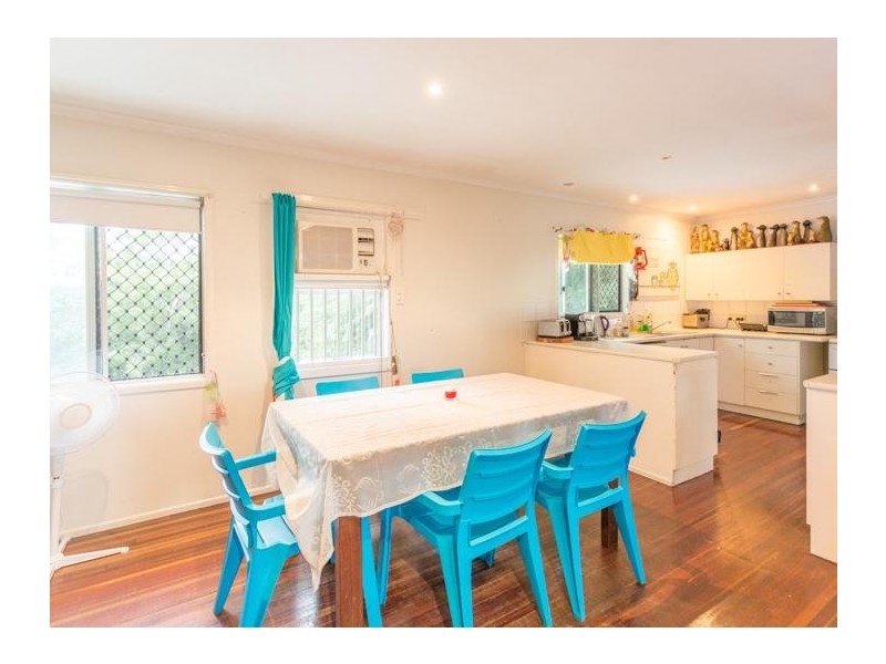 13 Mowlam Street, Eimeo QLD 4740