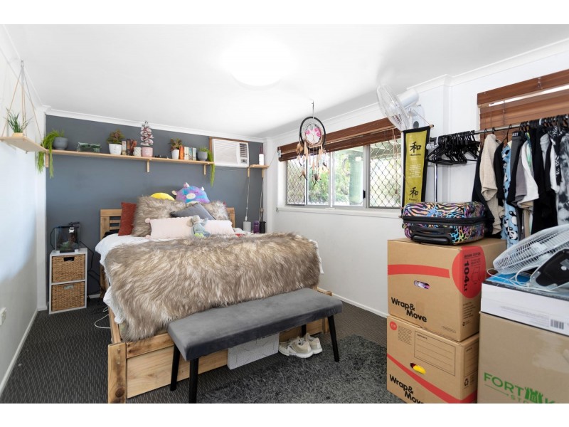 13 Mowlam Street, Eimeo QLD 4740